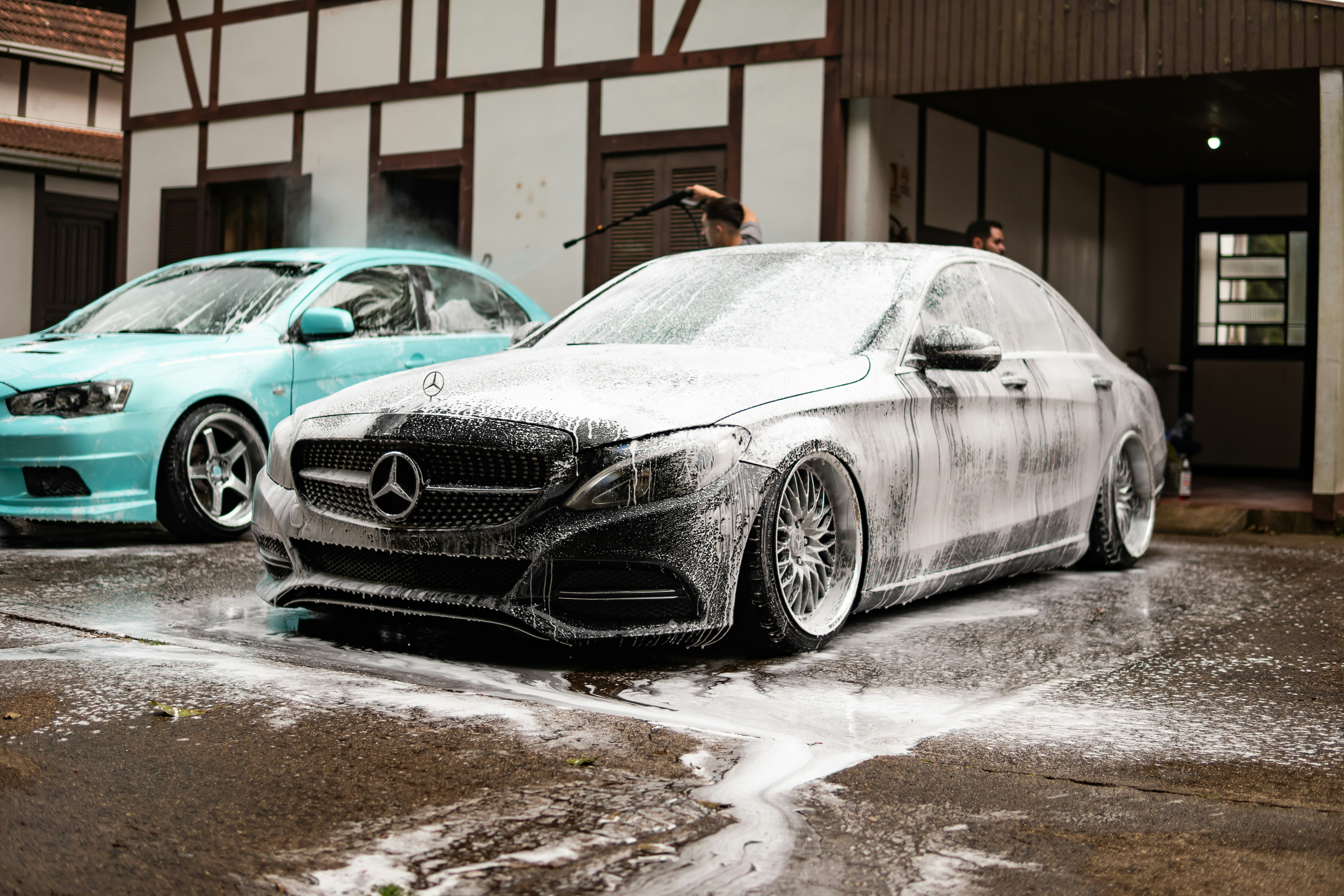 Estate car wash
